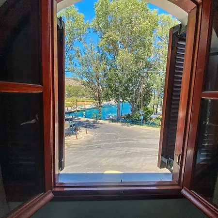 Cozy Nest Apt1 * Γεωργιούπολη